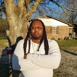 Meet your Posher, Derrick